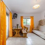 Nikaia فير