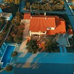 Nikaia *