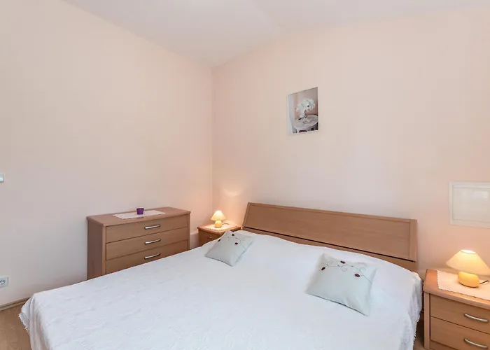 Nikaia Apartman