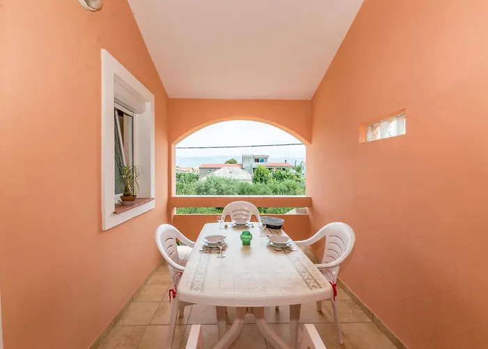 Apartman Nikaia Vir