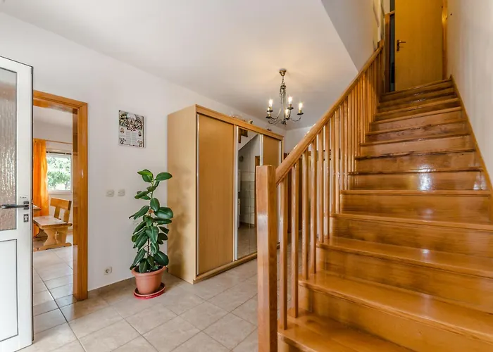 Nikaia Apartman