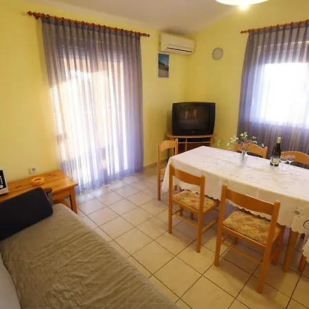 Apartment Nikaia *