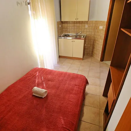 Apartment Nikaia Vir