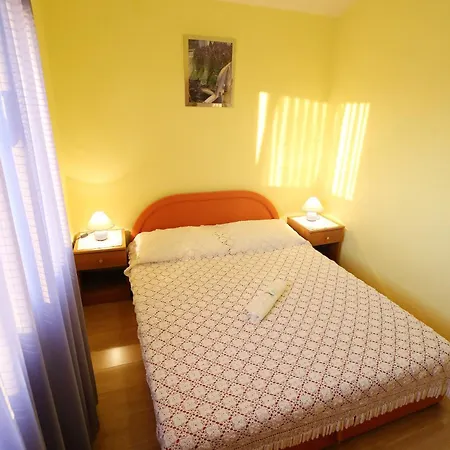 Nikaia Apartment *