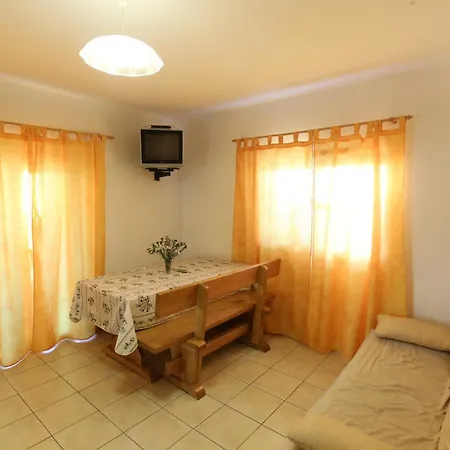 Nikaia Apartment Vir