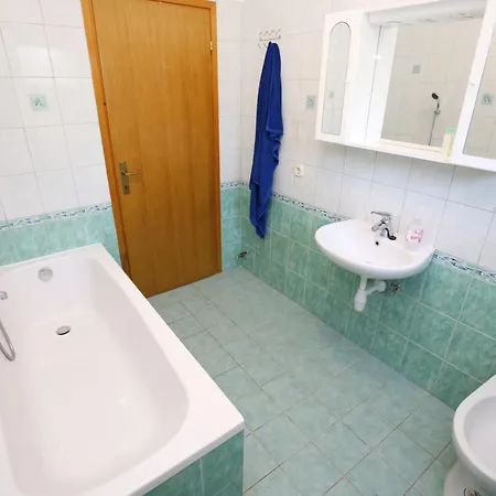 Nikaia Apartment *