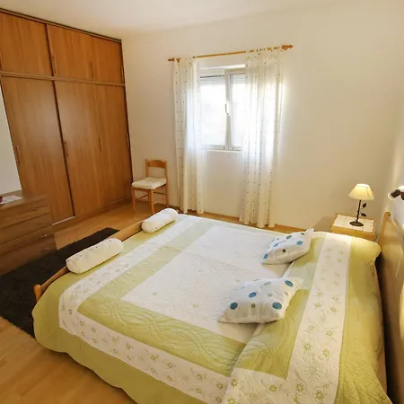 Apartment Nikaia *