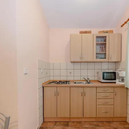 Nikaia Apartment *