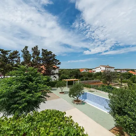 Apartment Nikaia